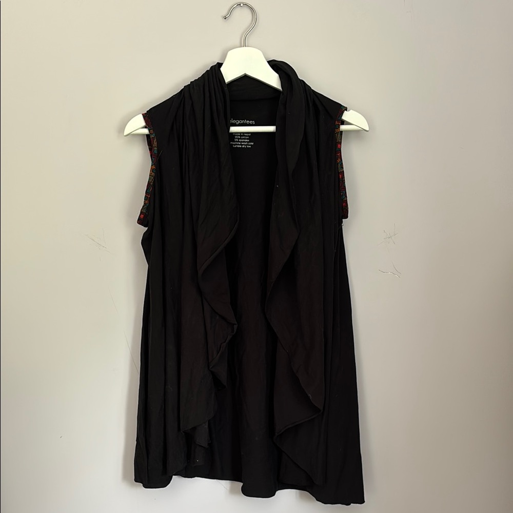 Elegantees Black Sleeveless Drape Vest